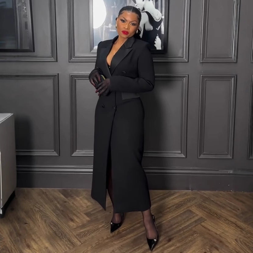 Sexy Elegant Long Blazer Dress With A Notched Collar And A Fitted Waist